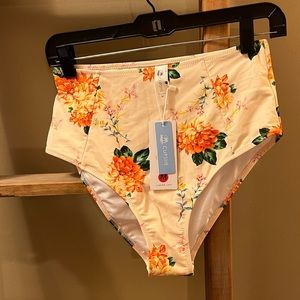 4 for $15 🛍️ Never worn cupshe bikini bottoms